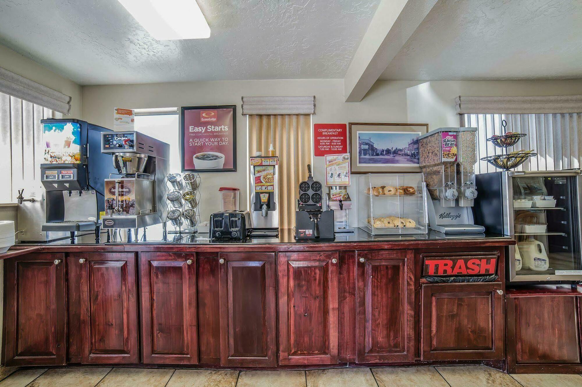 弗纳尔 城中伊康旅馆酒店 外观 照片